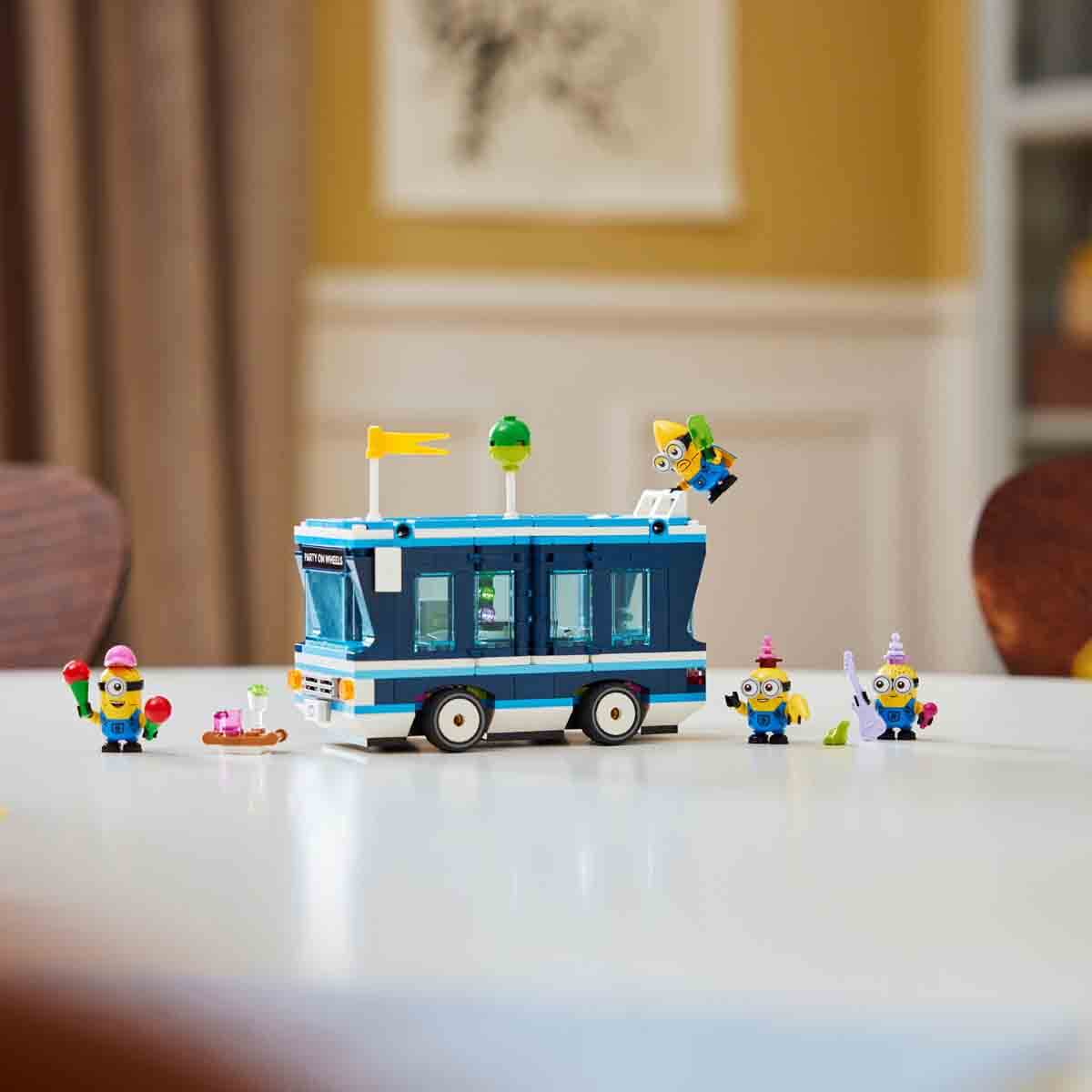 undefined - ab29c_LEGO_Despicable_Me_4_Minyonlarin_Muzikli_Parti_Oto.jpg