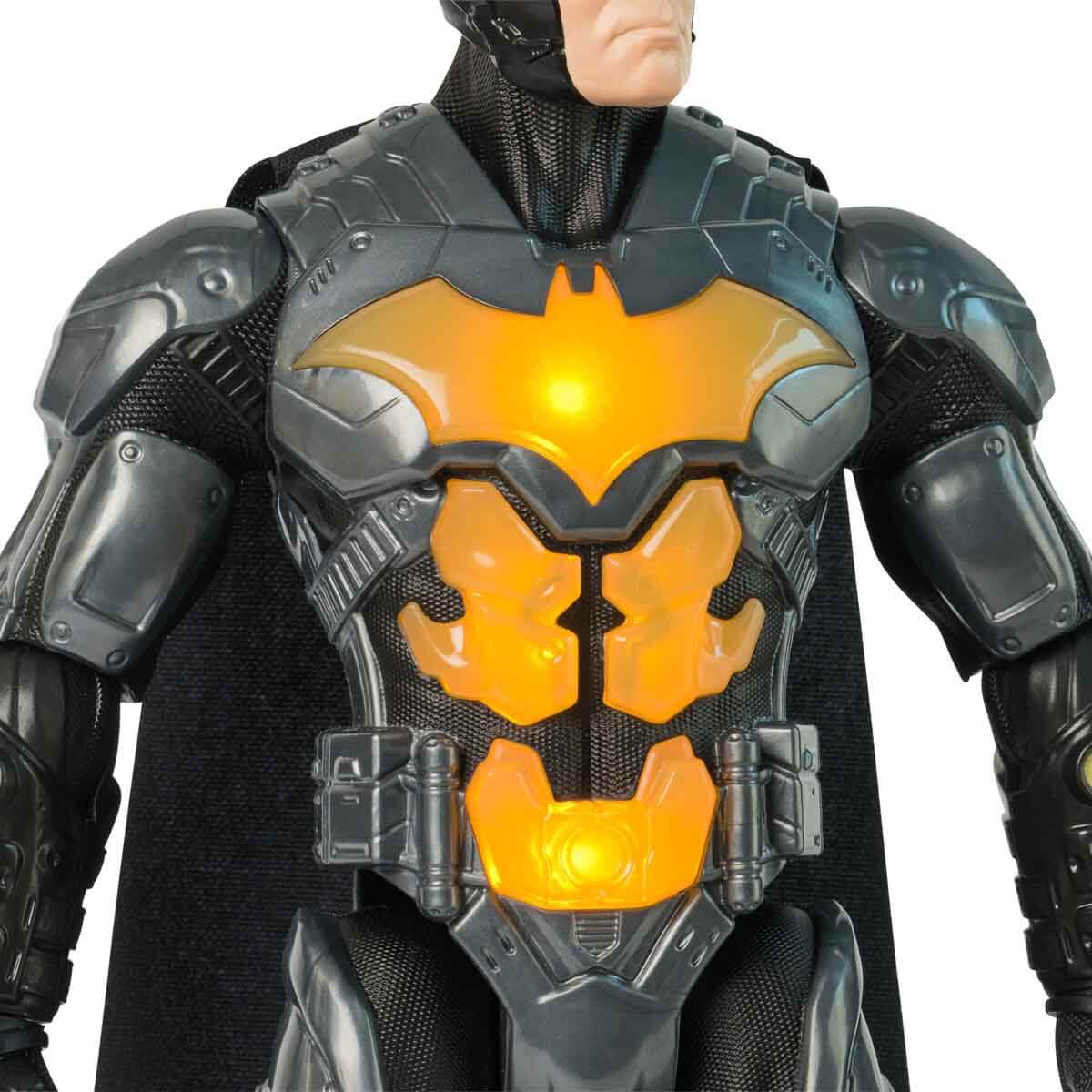 undefined - ab53a_Sesli_ve_Isikli_DC_Batman_Night_Flare_Aksiyon_Figu.jpg