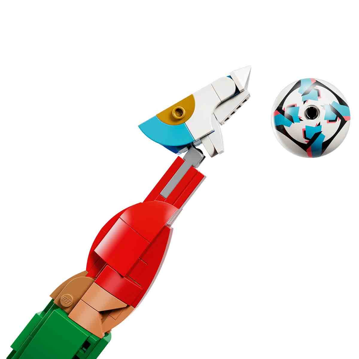 undefined - ac012_LEGO_Editions_Cristiano_Ronaldo_Futbol_Efsanesi_43.jpg