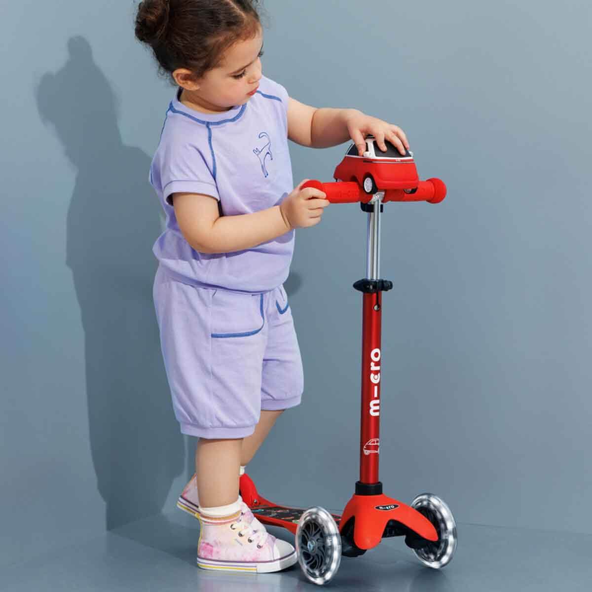 undefined - ac891_Micro_Minilio_3_Tekerlekli_Isikli_Kirmizi_Scooter.jpg
