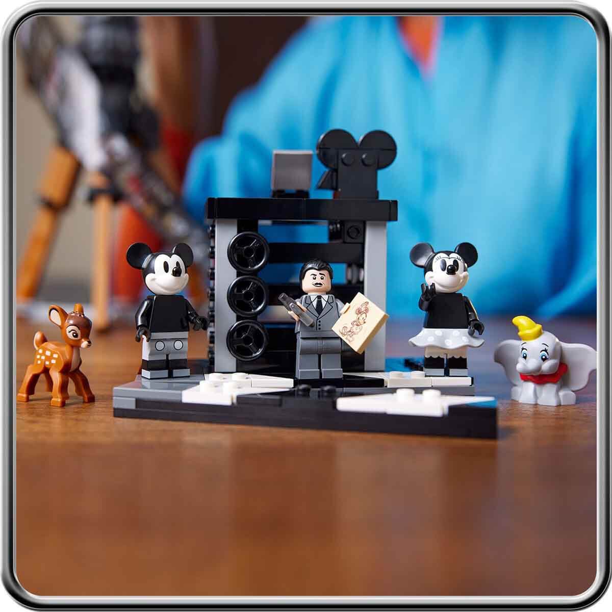 undefined - acbe5_LEGO_Disney_Walt_Disney_Hatirasi_Kamera_43230_.jpg