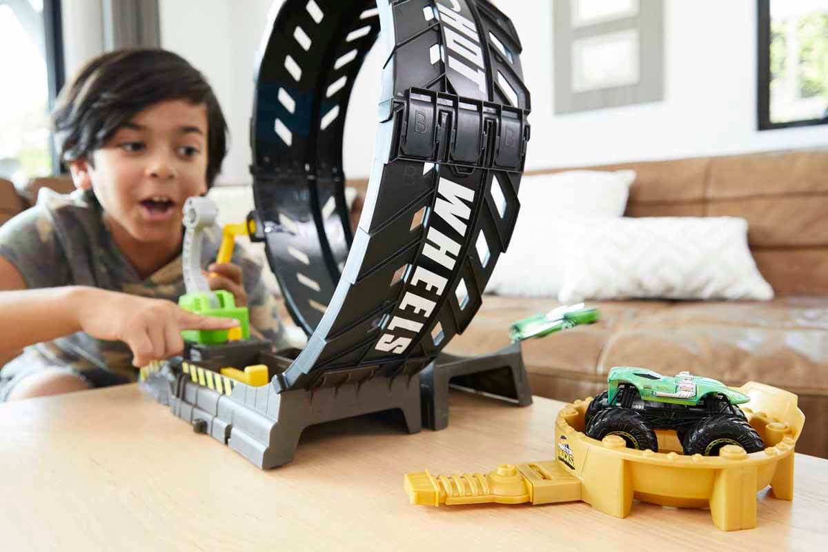 undefined - acf17_Hot_Wheels_Monster_Trucks_Cemberde_Yaris_Seti_HBH7.jpg
