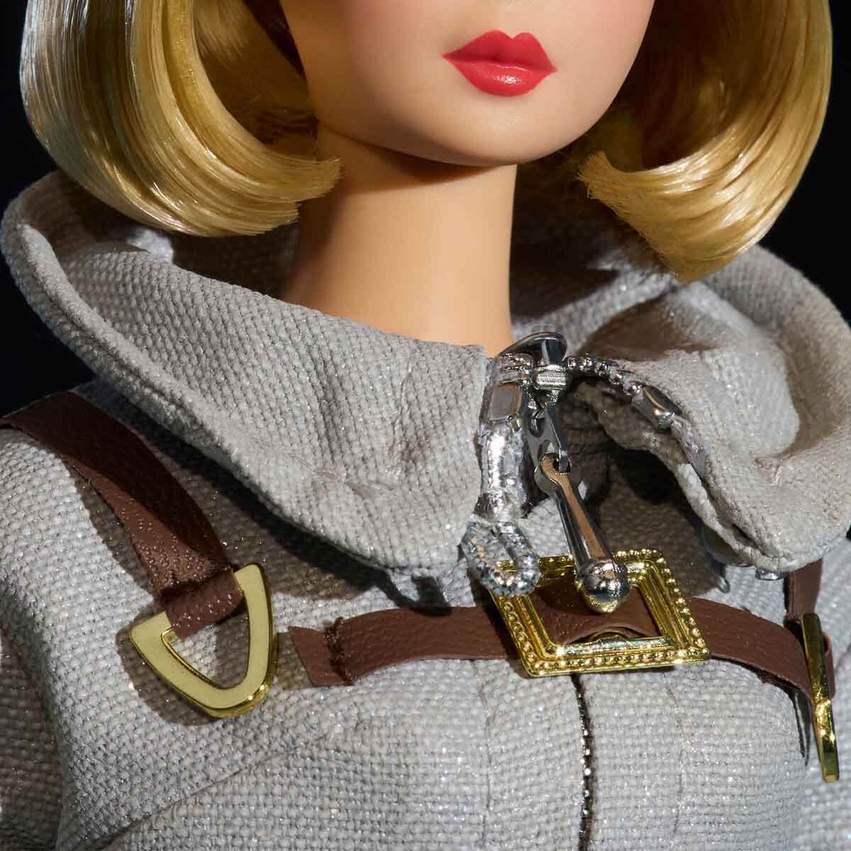 undefined - ae7ce_Barbie_Astronot_60_Yil_Donumu_Nostaljik_Bebek_JBJ4.jpg