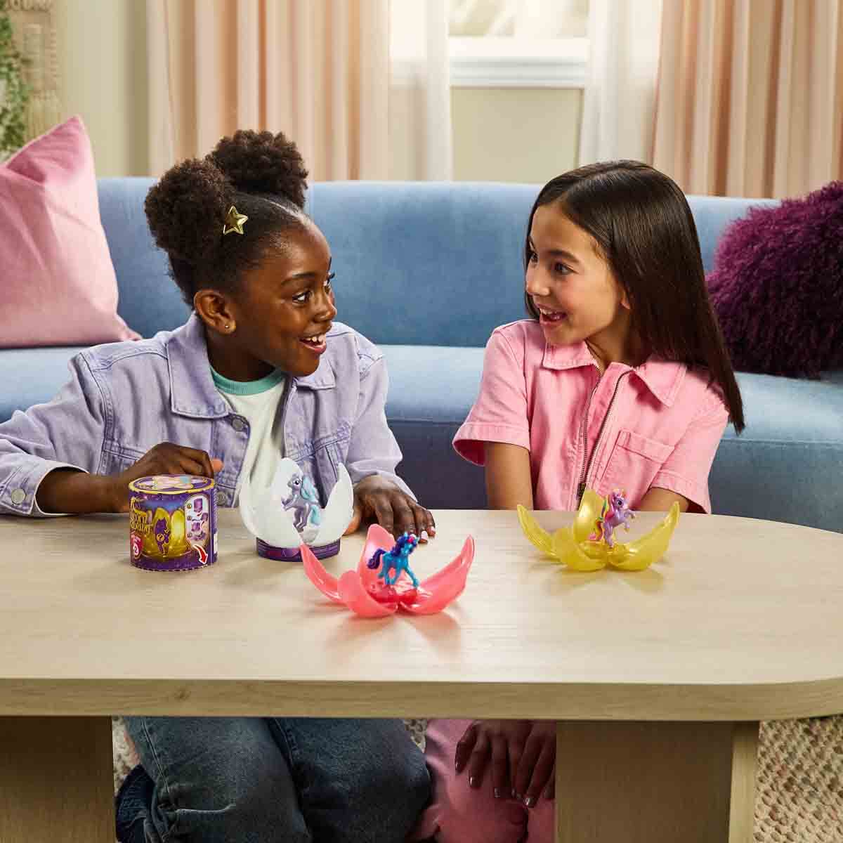 Unicorn Academy Bebek Unicorn Figürü Sürpriz Paket S2 | Toyzz Shop