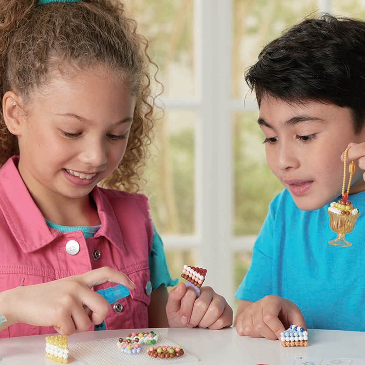 undefined - b2473_Aquabeads_Dondurma_ve_Tatli_Aksesuar_Boncuk_Kiti_.jpg