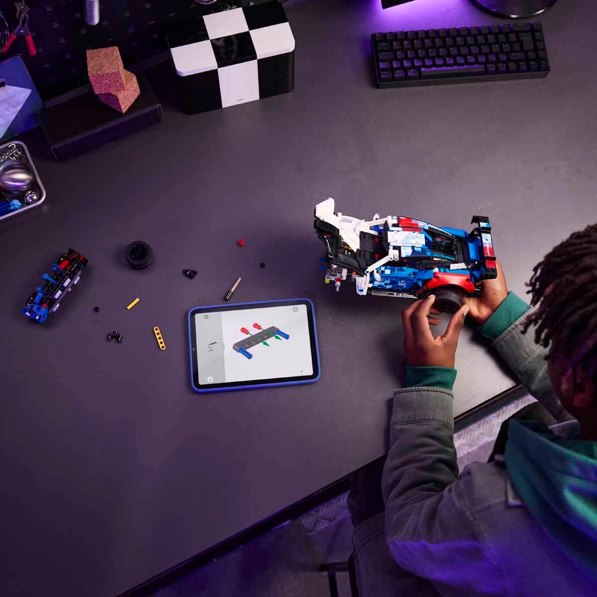 undefined - b28a0_LEGO_Technic_BMW_M4_GT3_EVO_Yaris_Arabasi_42226_.jpg