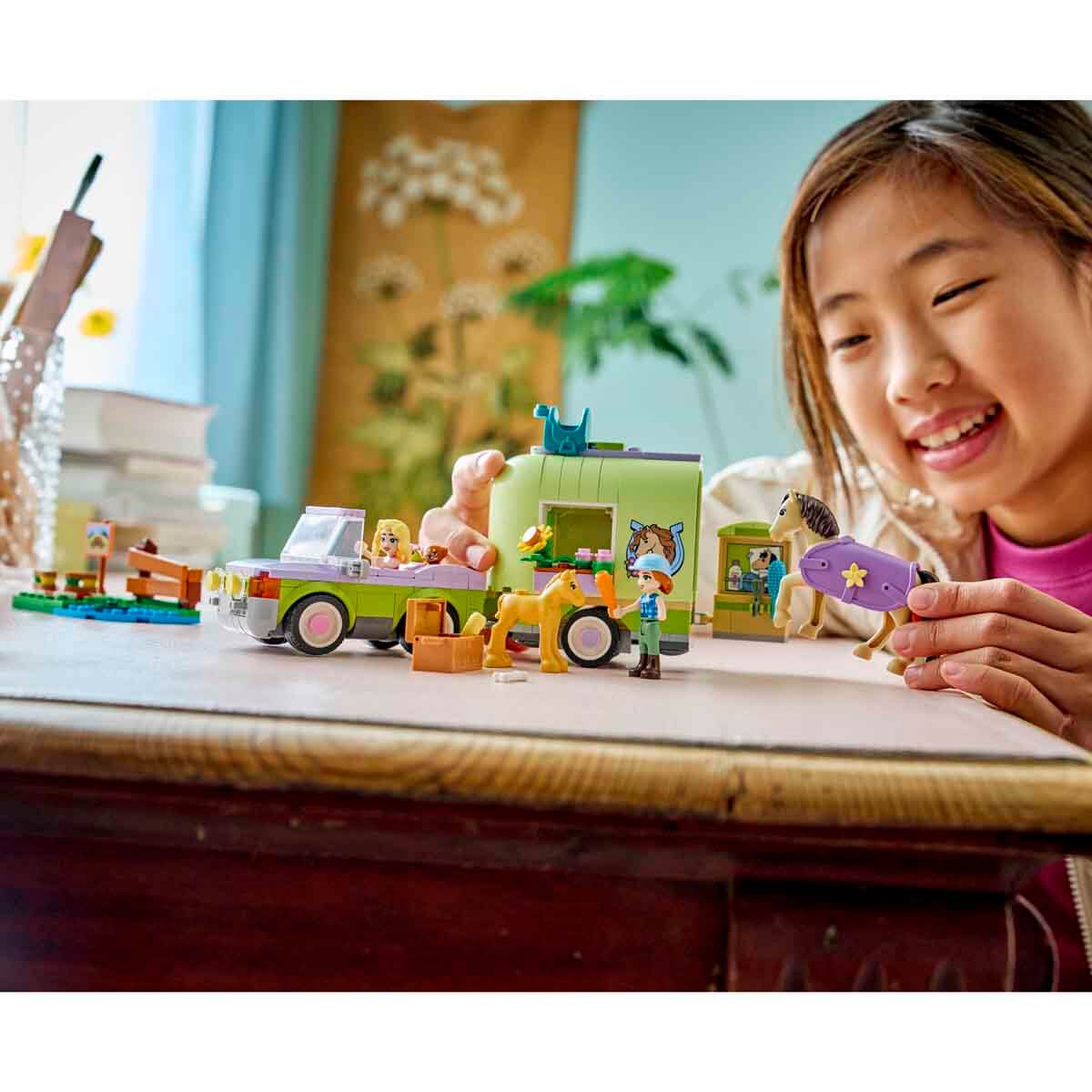 undefined - b2a75_LEGO_Friends_At_ve_Tay_Romorku_42695_.jpg