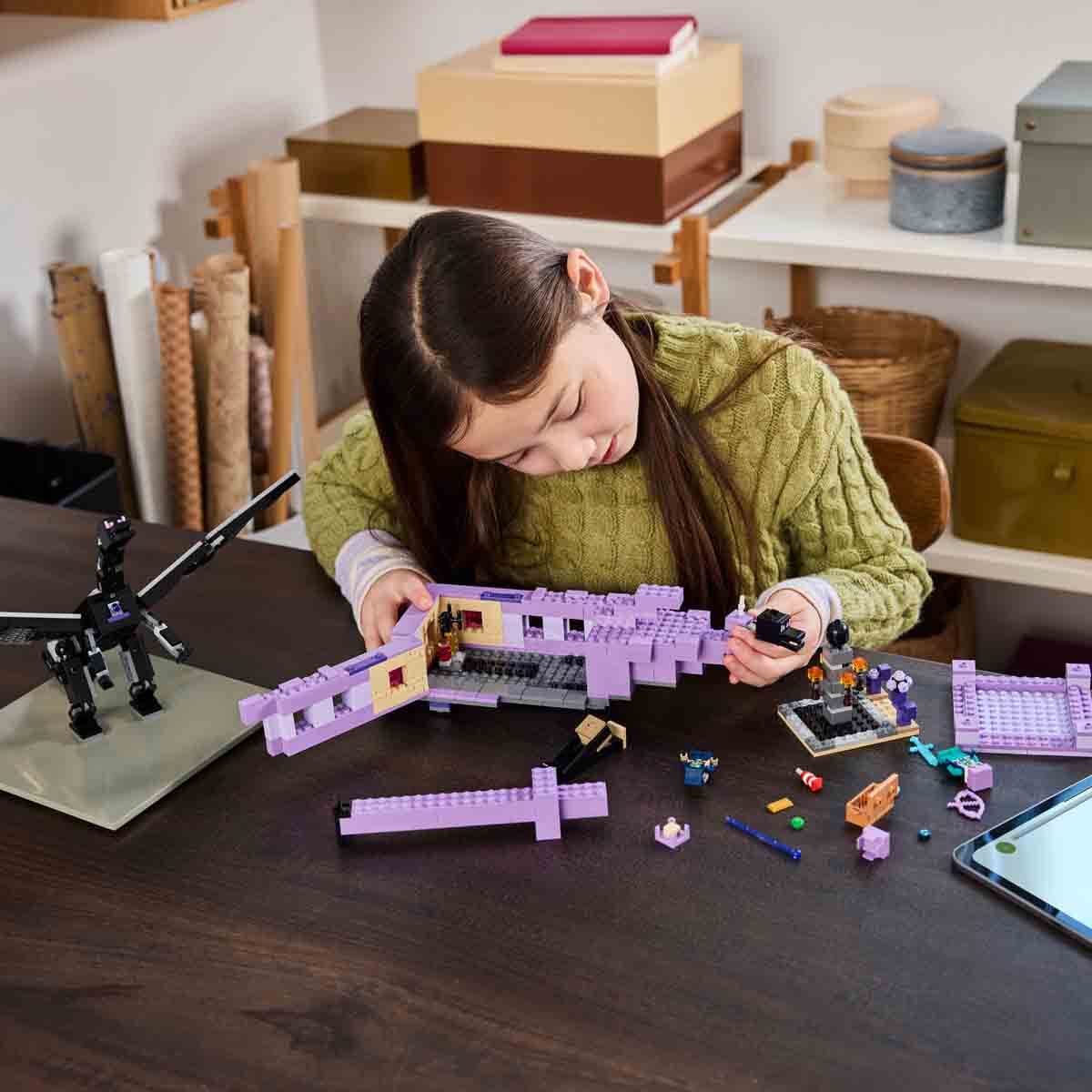 undefined - b306b_LEGO_Minecraft_Ender_Ejderhasi_ve_End_Gemisi_21264.jpg