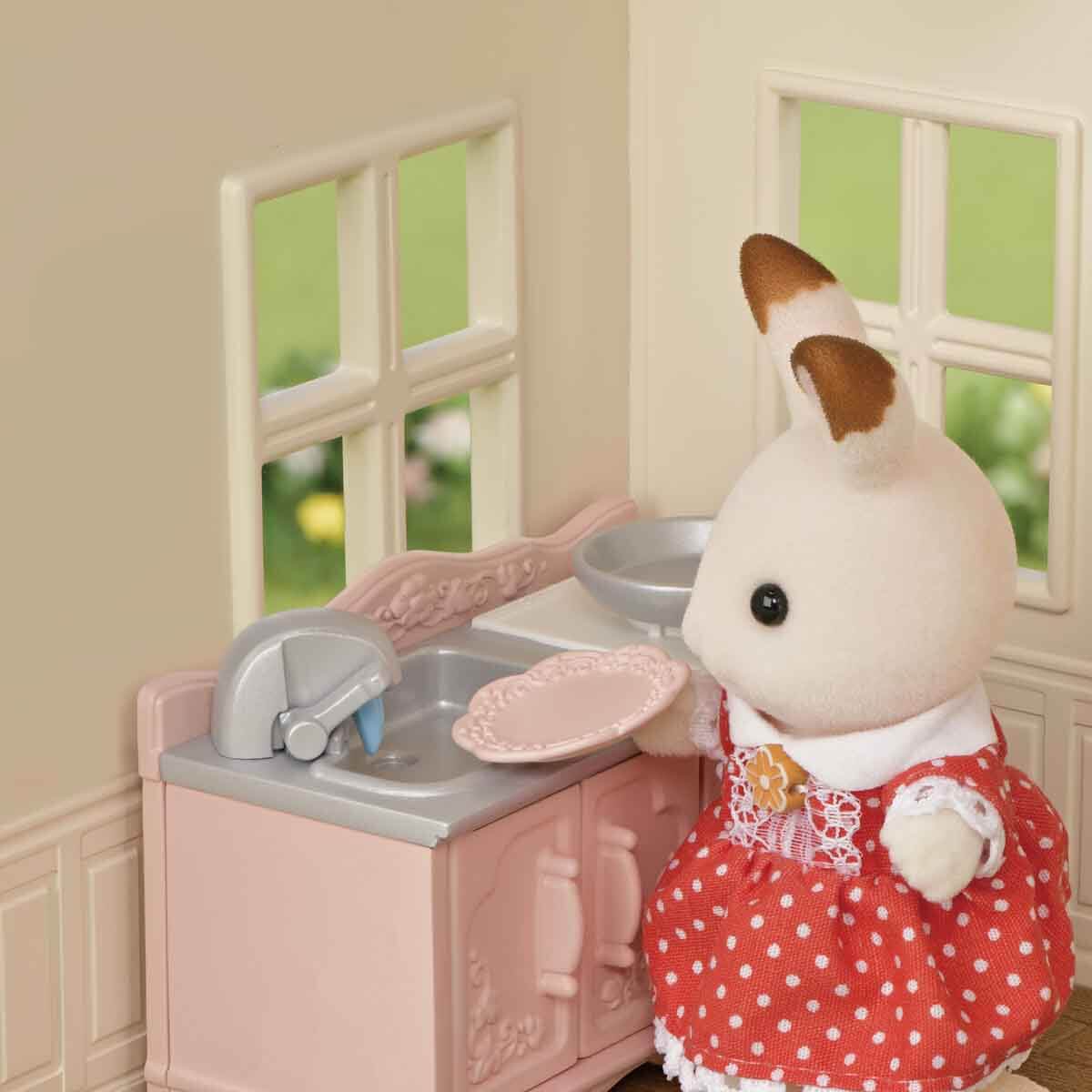 undefined - b4fdb_Sylvanian_Families_Kirmizi_Catili_Baslangic_Evi.jpg
