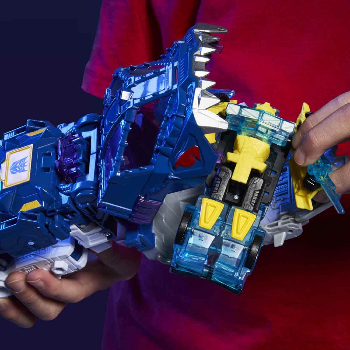 undefined - b5249_Transformers_Cyberworld_Soundwave_Figuru.jpg
