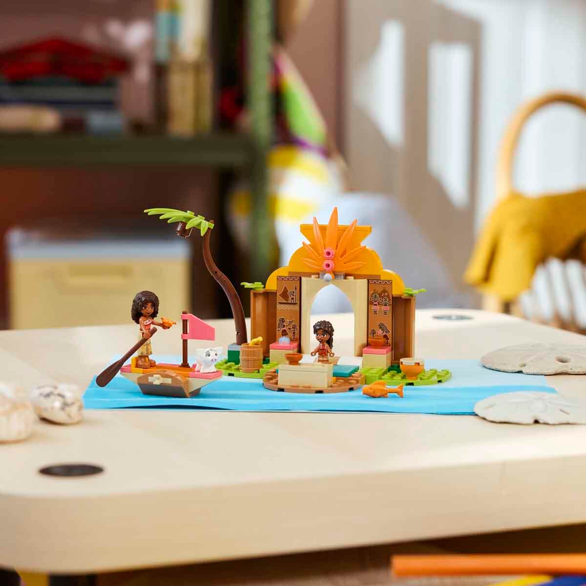 undefined - b529f_LEGO____Disney_Moana_Koy_Evi_ve_Tekne_43282.jpg