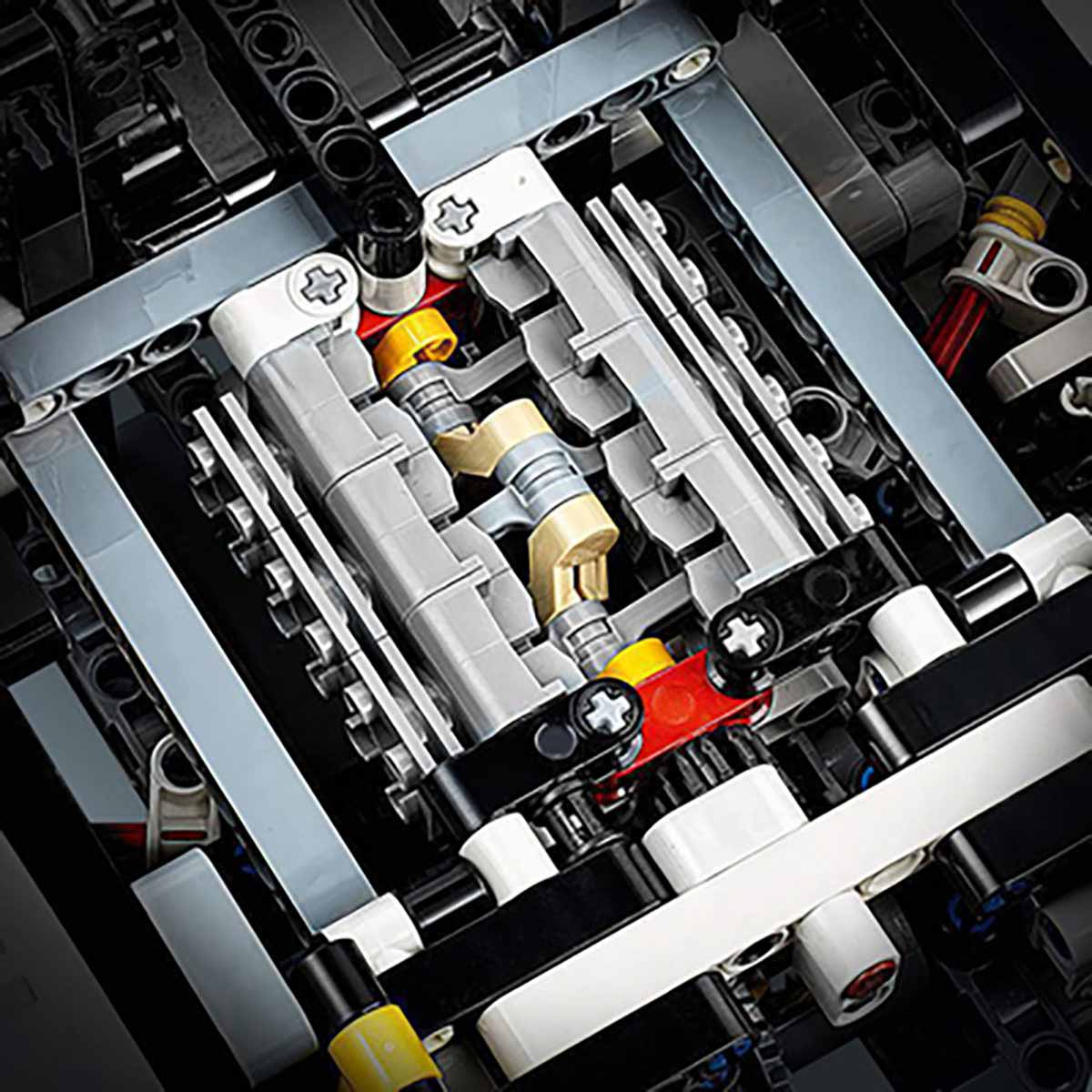 undefined - b56b7_LEGO_Technic_Porsche_911_RSR_42096_.jpg