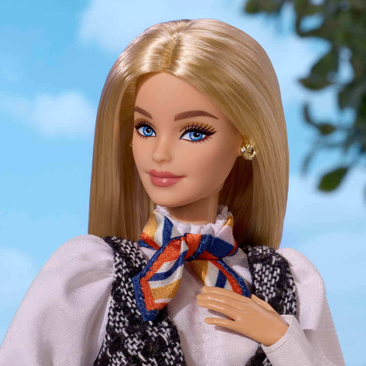undefined - b62d3_Barbie_BarbieStyle_Paris_JJX30.jpg