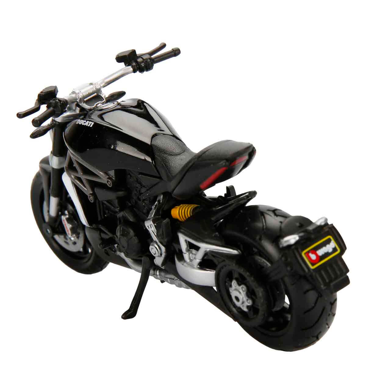 undefined - b7aec_1:18_Ducati_Motor.jpg