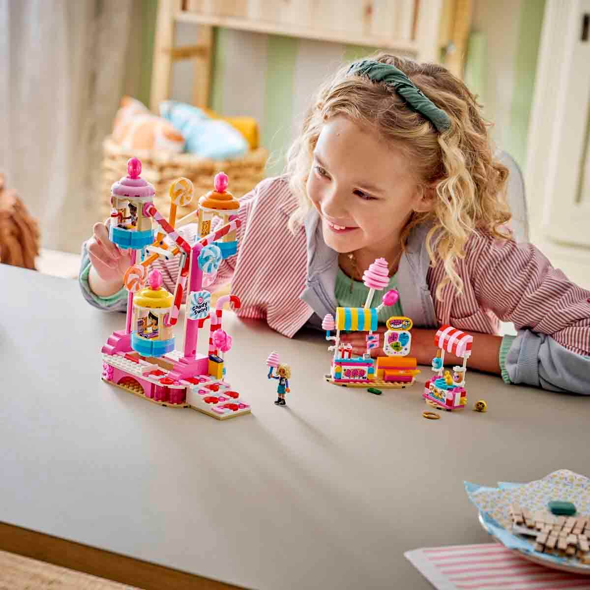 undefined - b7f60_LEGO_Friends_Seker_ve_Kapkek_Donme_Dolabi_Yapim_Se.jpg