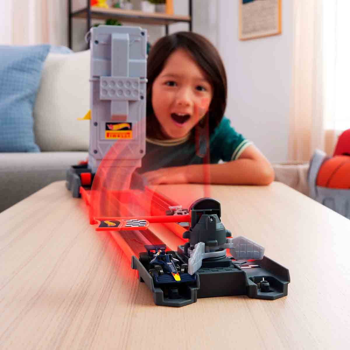 undefined - b8249_Hot_Wheels_F1_Hizli_Baslangic_Pisti_Yenilenen_Arab.jpg