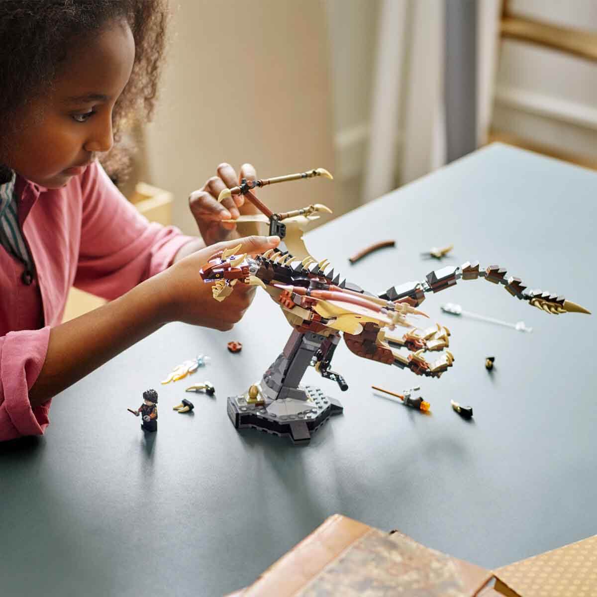 undefined - b88ba_LEGO_Harry_Potter_Macar_Boynuzkuyruk_Ejderhasi_764.jpg