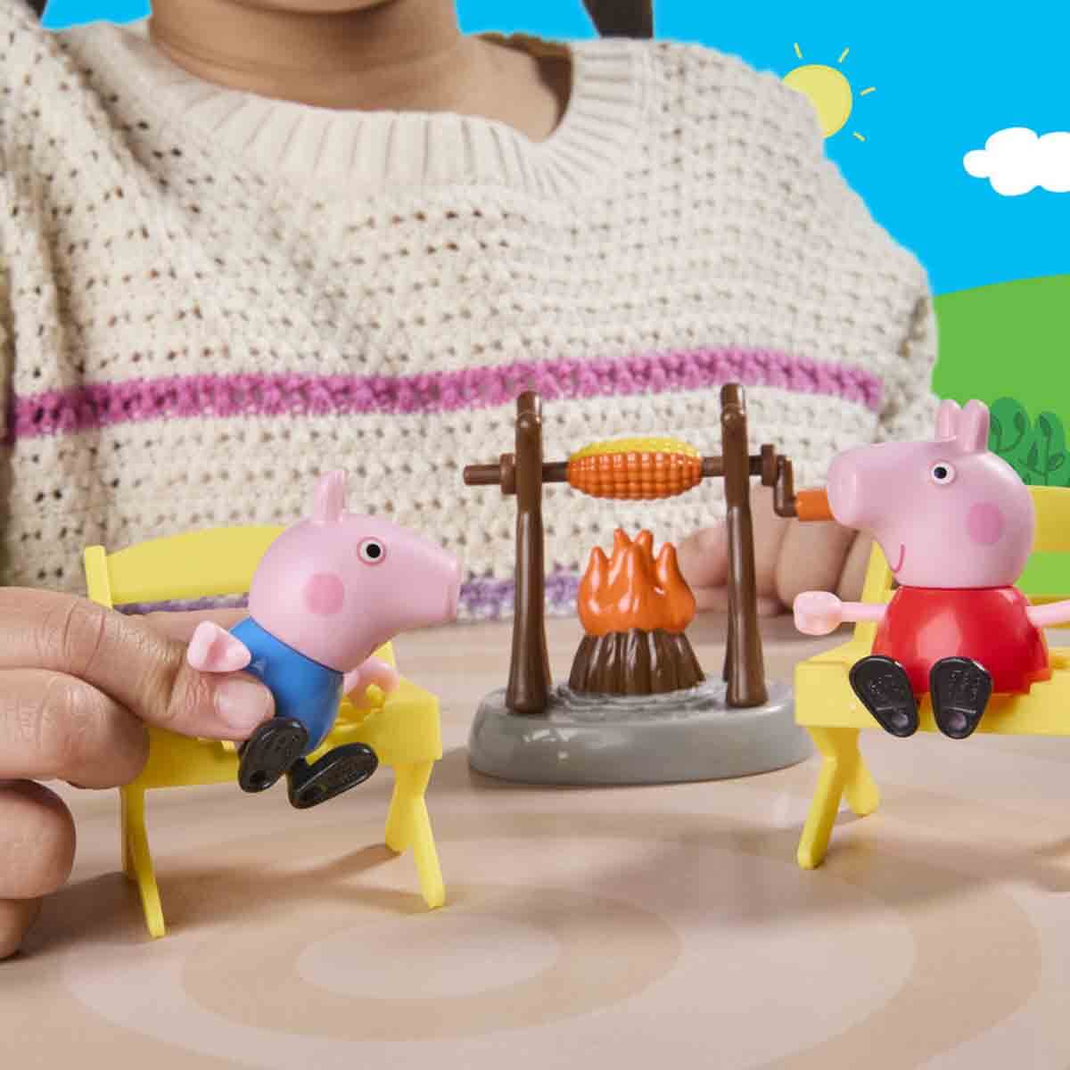 undefined - b8ead_Peppa_Pig_Three_Little_Piggies_Karavan_Oyun_Seti.jpg