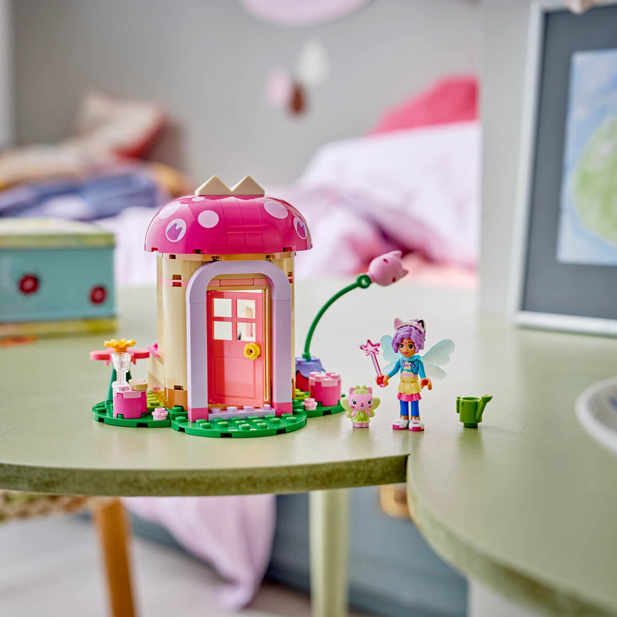 undefined - bb1a0_LEGO_Gabby___s_Dollhouse_Peri_Kedi___nin_Bahce_Evi.jpg