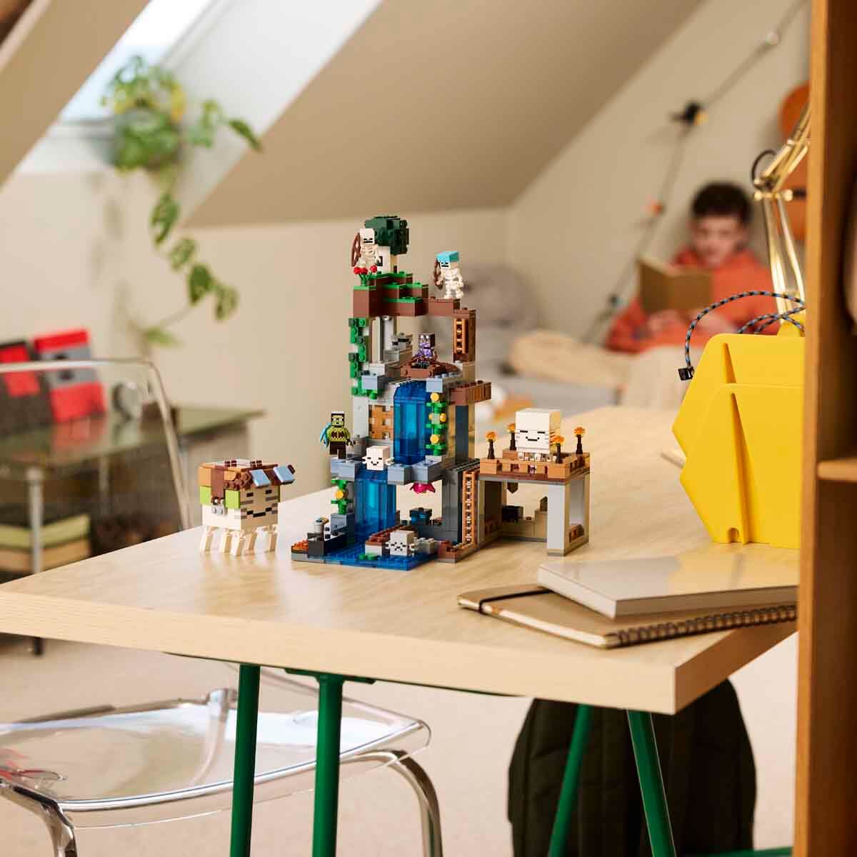 undefined - bb2cf_LEGO_Minecraft_Hortlak_Istasyonu_21597.jpg