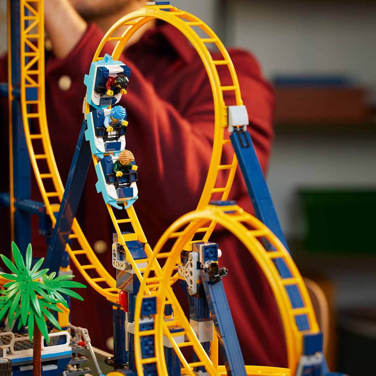 LEGO Daireli Hız Treni 10303 - Yetişkinler için Çalışan Hız Treni