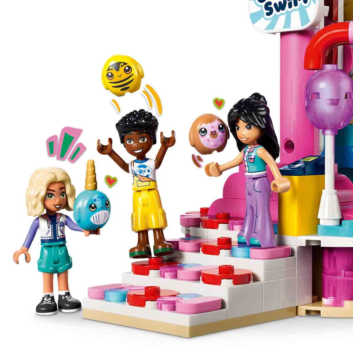 undefined - bef13_LEGO_Friends_Seker_ve_Kapkek_Donme_Dolabi_Yapim_Se.jpg