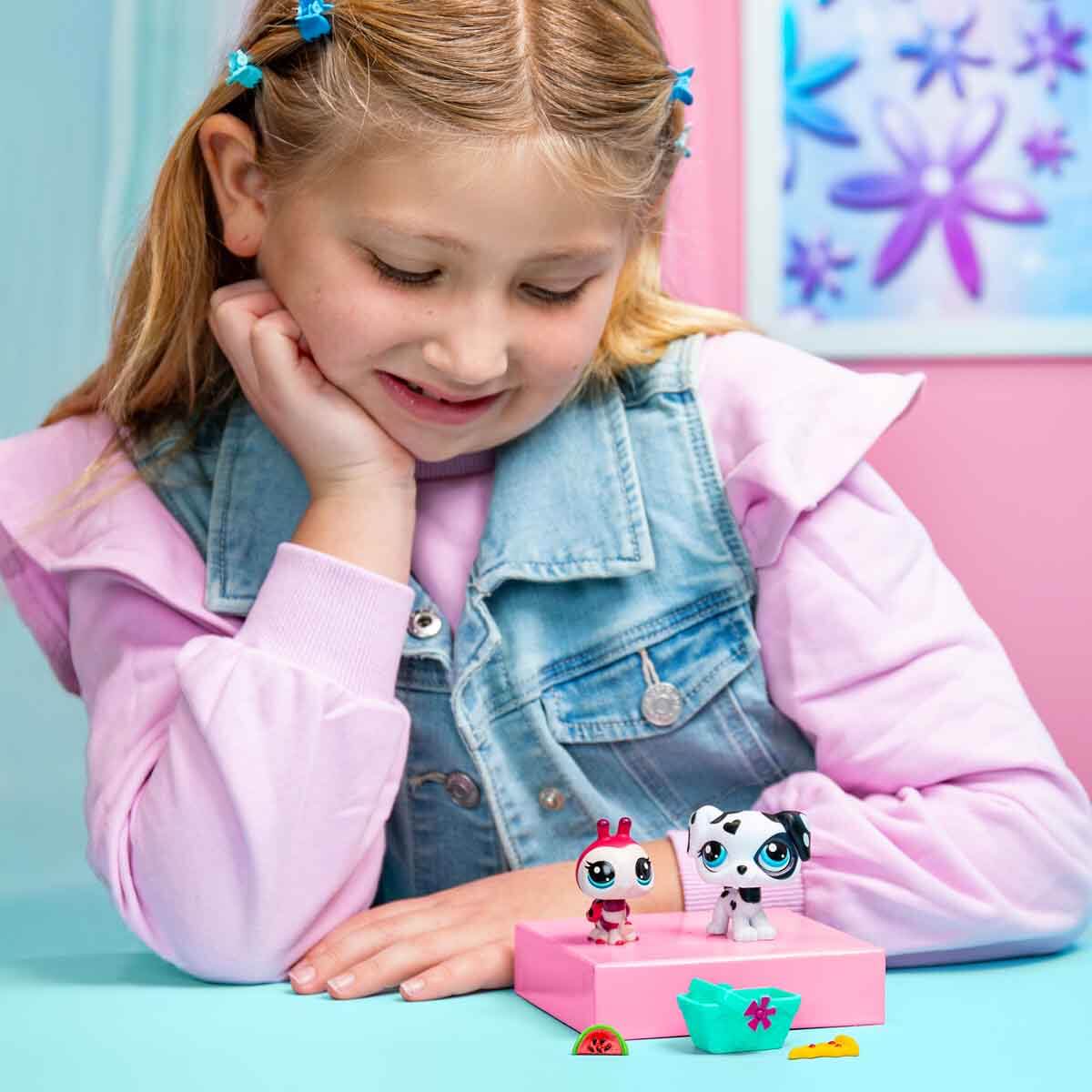 undefined - c0235_Littlest_Pet_Shop_Minisler_2li_Figur_Seti_S3_.jpg