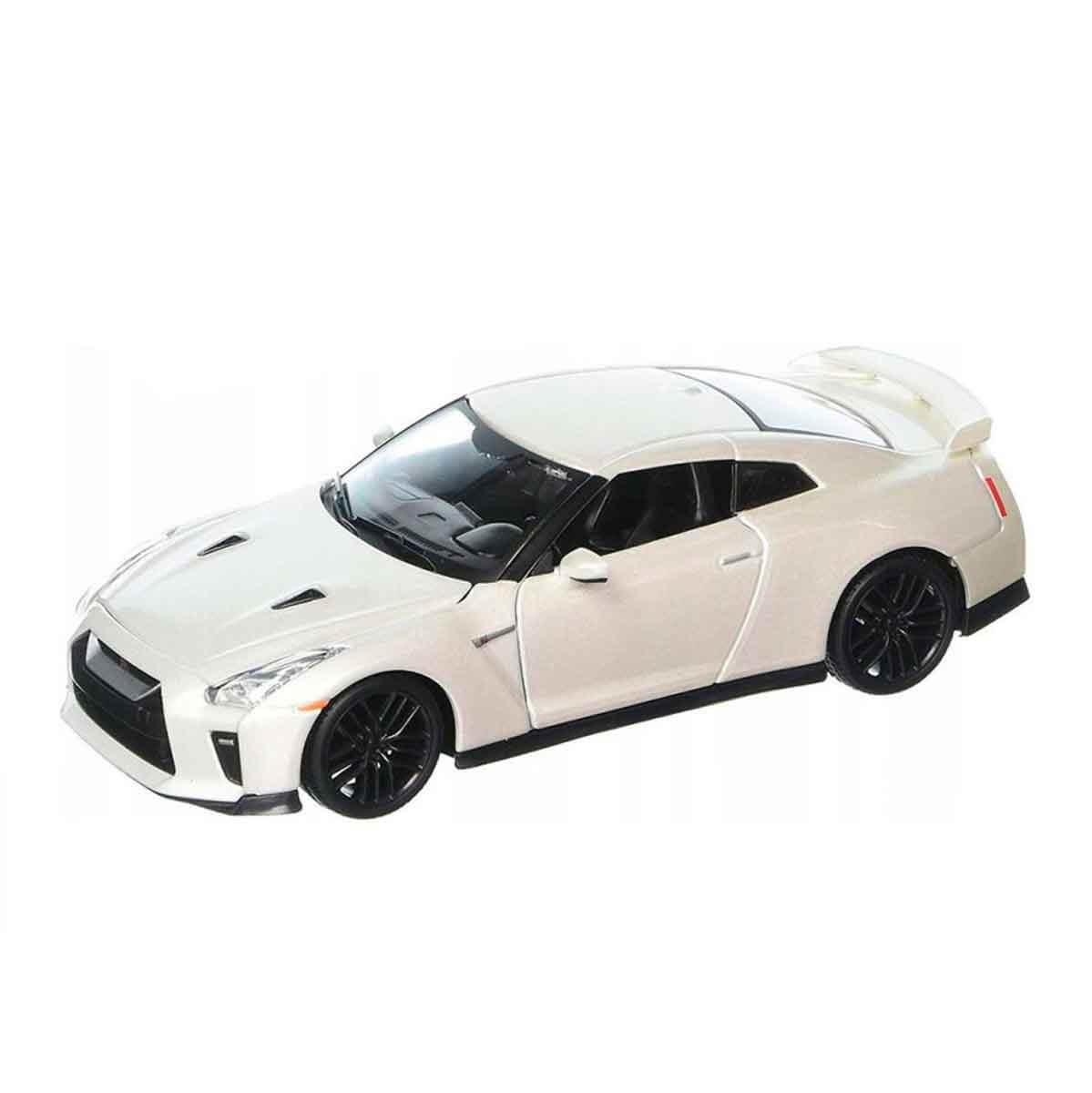 undefined - c10c1_1:24_2017_Nissan_GT_R_Model_Araba.jpg