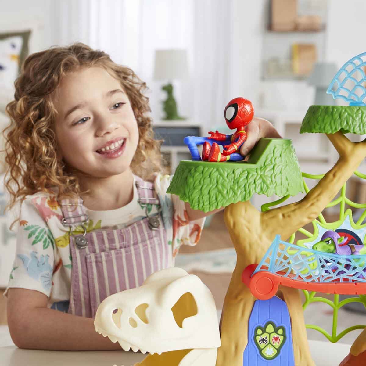 undefined - c2c24_Spidey_ve_Inanilmaz_Arkadaslari_Dino_Webs_Agac_Evi.jpg