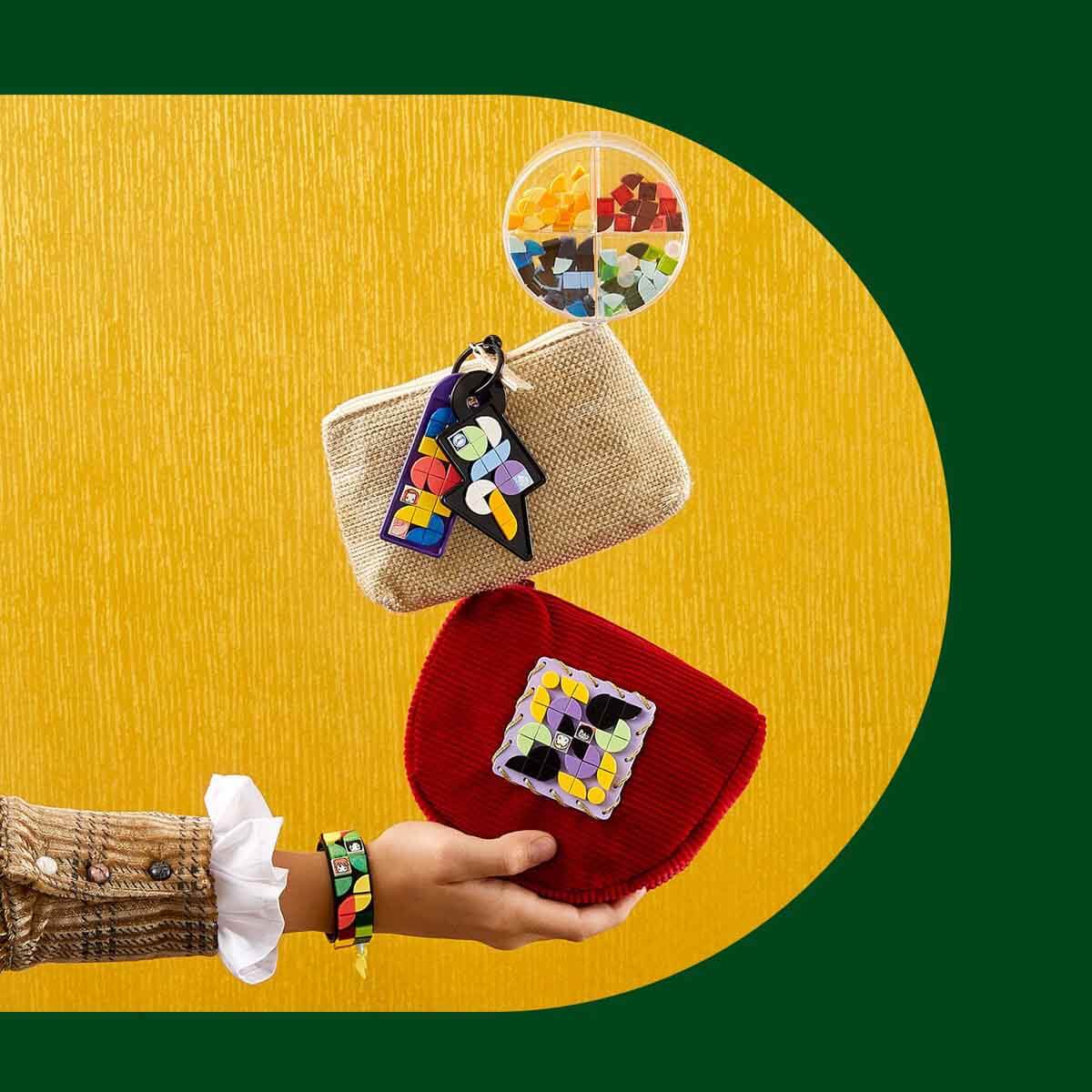 undefined - c3a34_LEGO_DOTS_Hogwarts_Aksesuar_Paketi_41808.jpg