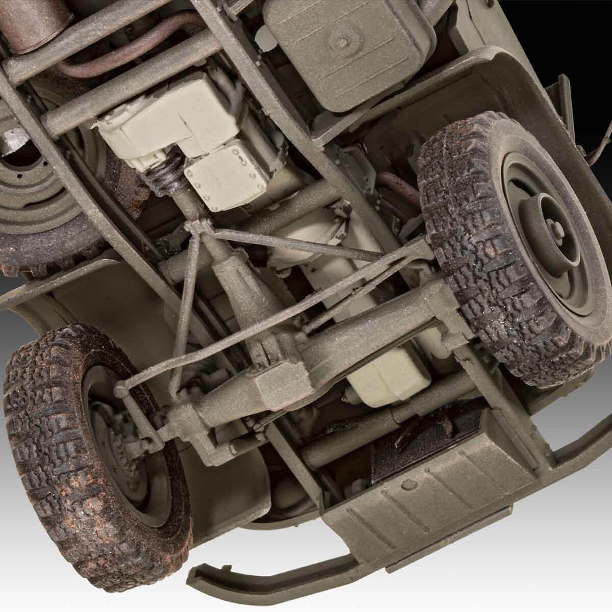 undefined - c81bd_Revell_135_Unimog_404_S_VSO03348.jpg