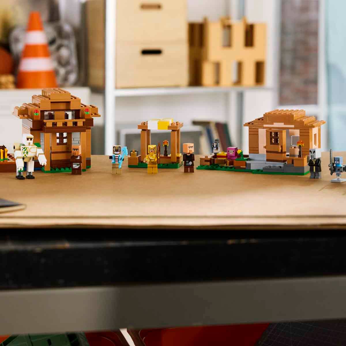 undefined - c8403_LEGO_Minecraft_Evoker_Koy_Saldirisi_21596.jpg