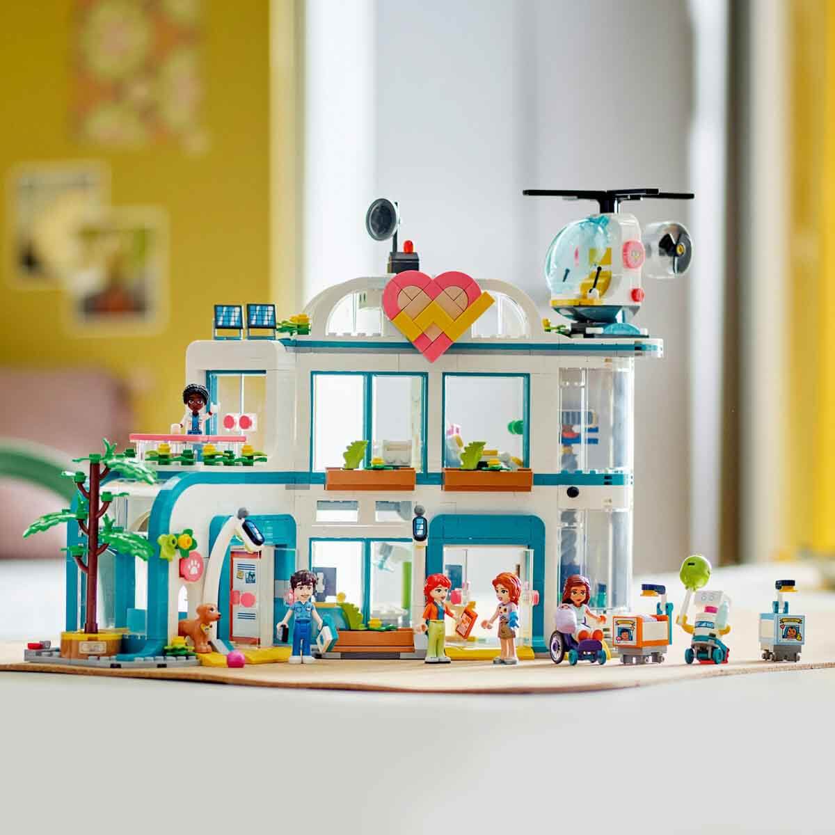 undefined - c991d_LEGO___Friends_Heartlake_City_Hastanesi_42621_.jpg
