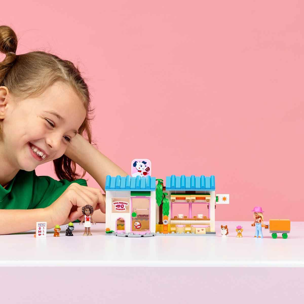 LEGO Friends Köpek Ödülleri Pastanesi 42677 – 6 Yaş ve Üzeri