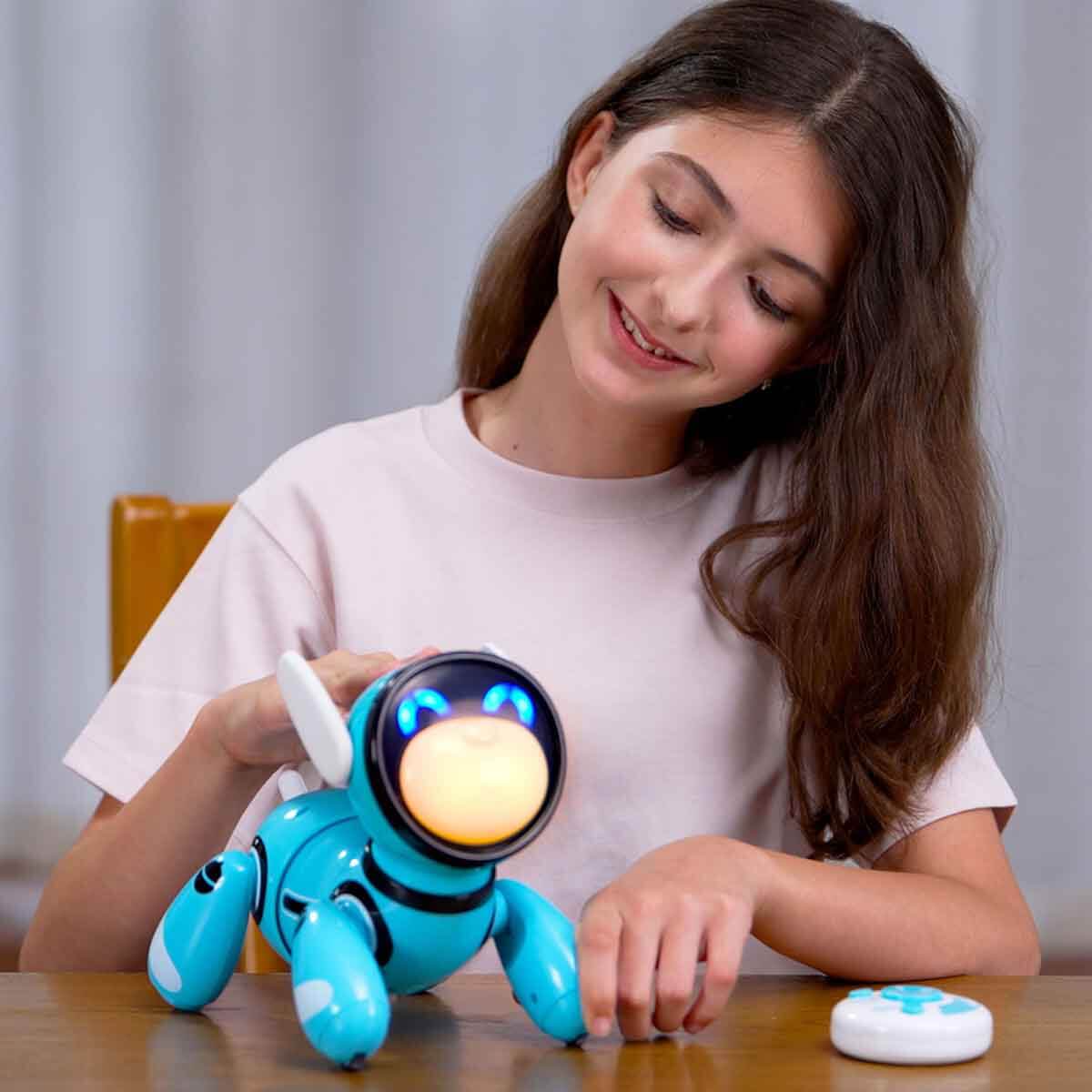 Silverlit Sesli ve Işıklı Uzaktan Kumandalı İnteraktif Robot Köpek