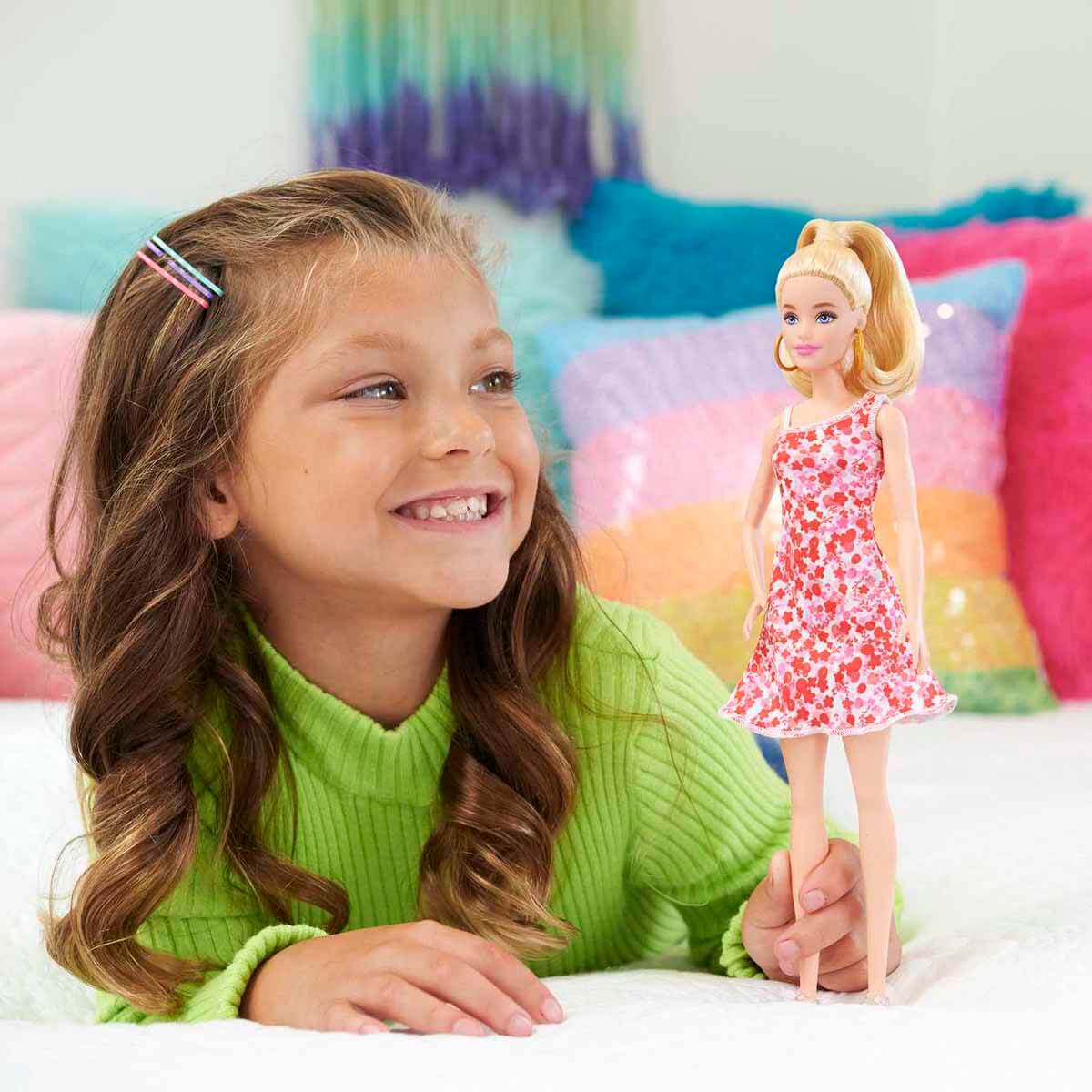 undefined - caf3a_Barbie_Fashionistas_Bebegi_HJT02.jpg