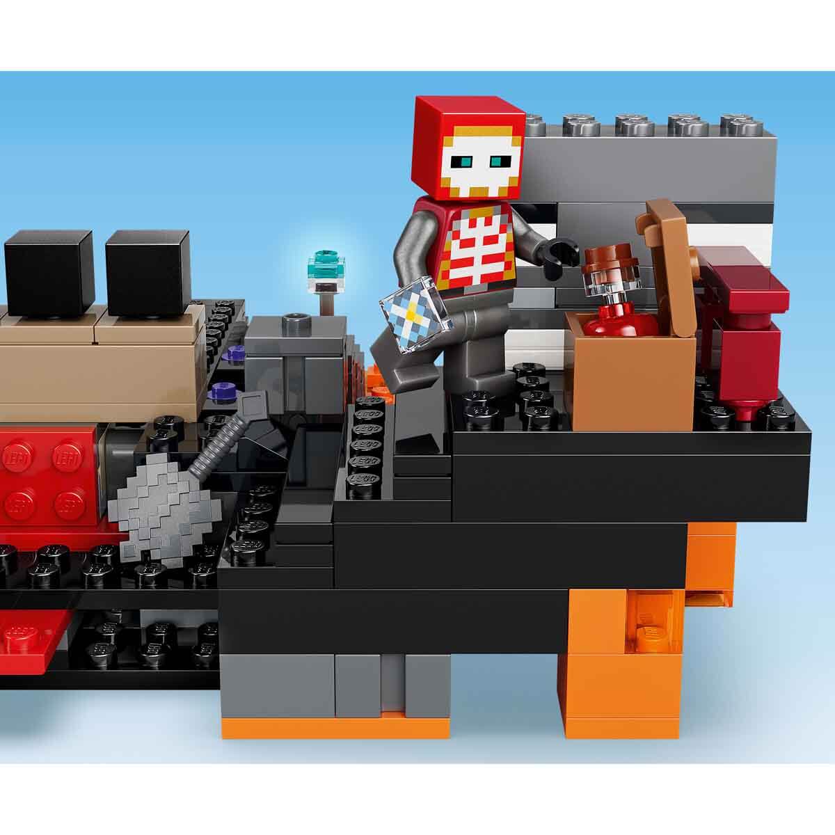 undefined - ccb81_LEGO_Minecraft_Wither_Savasi_21590_.jpg