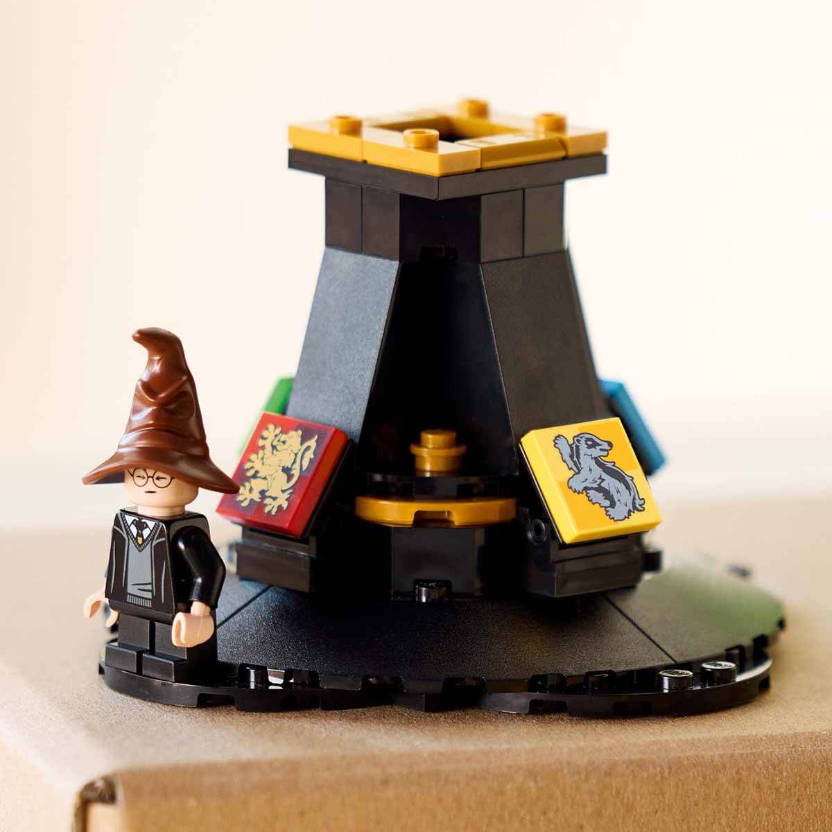 undefined - cf4ee_LEGO_Harry_Potter_Konusan_Secmen_Sapka_76429_.jpg