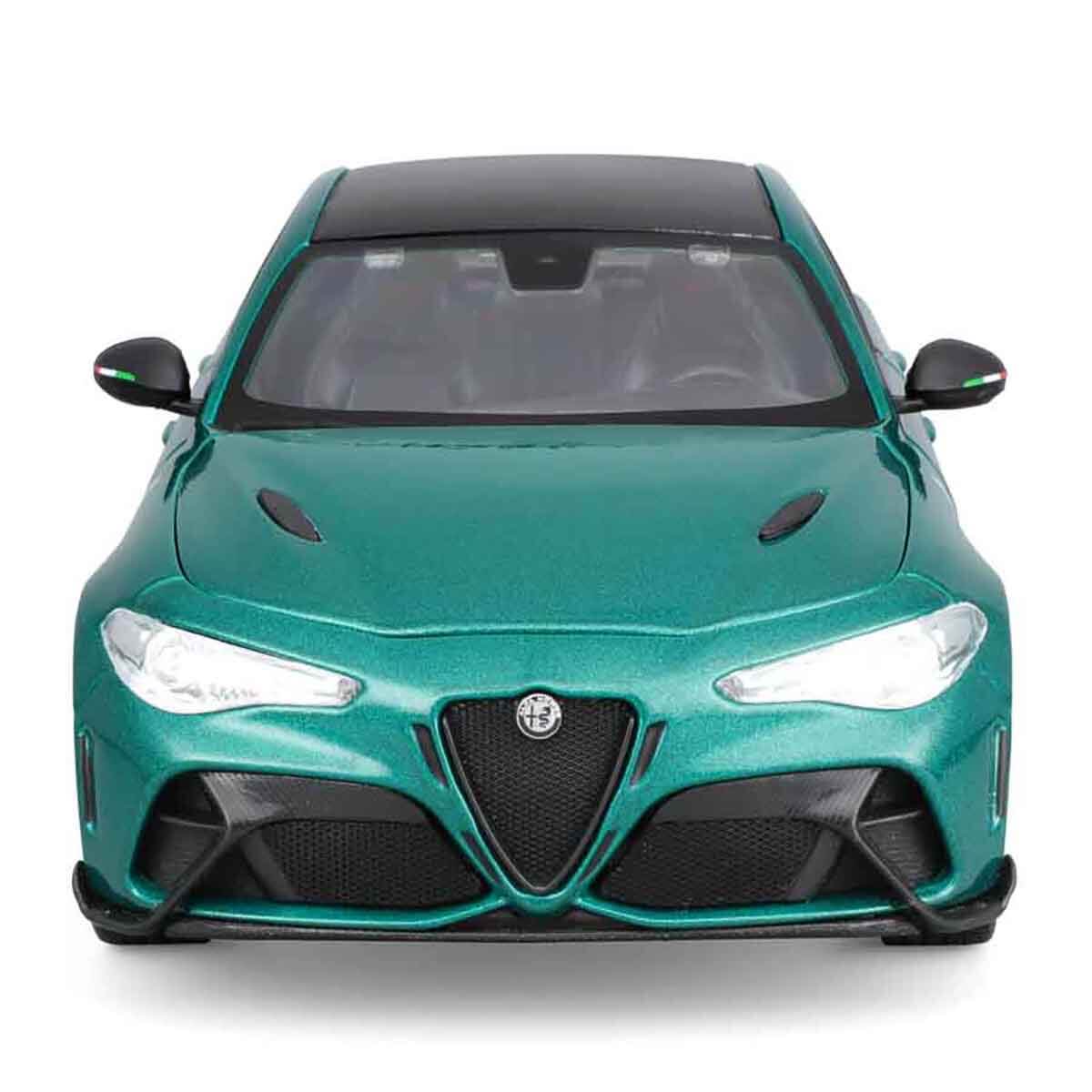 undefined - cfed5_1_18_Alfa_Romeo_Giulia_GTA_Model_Araba.jpg