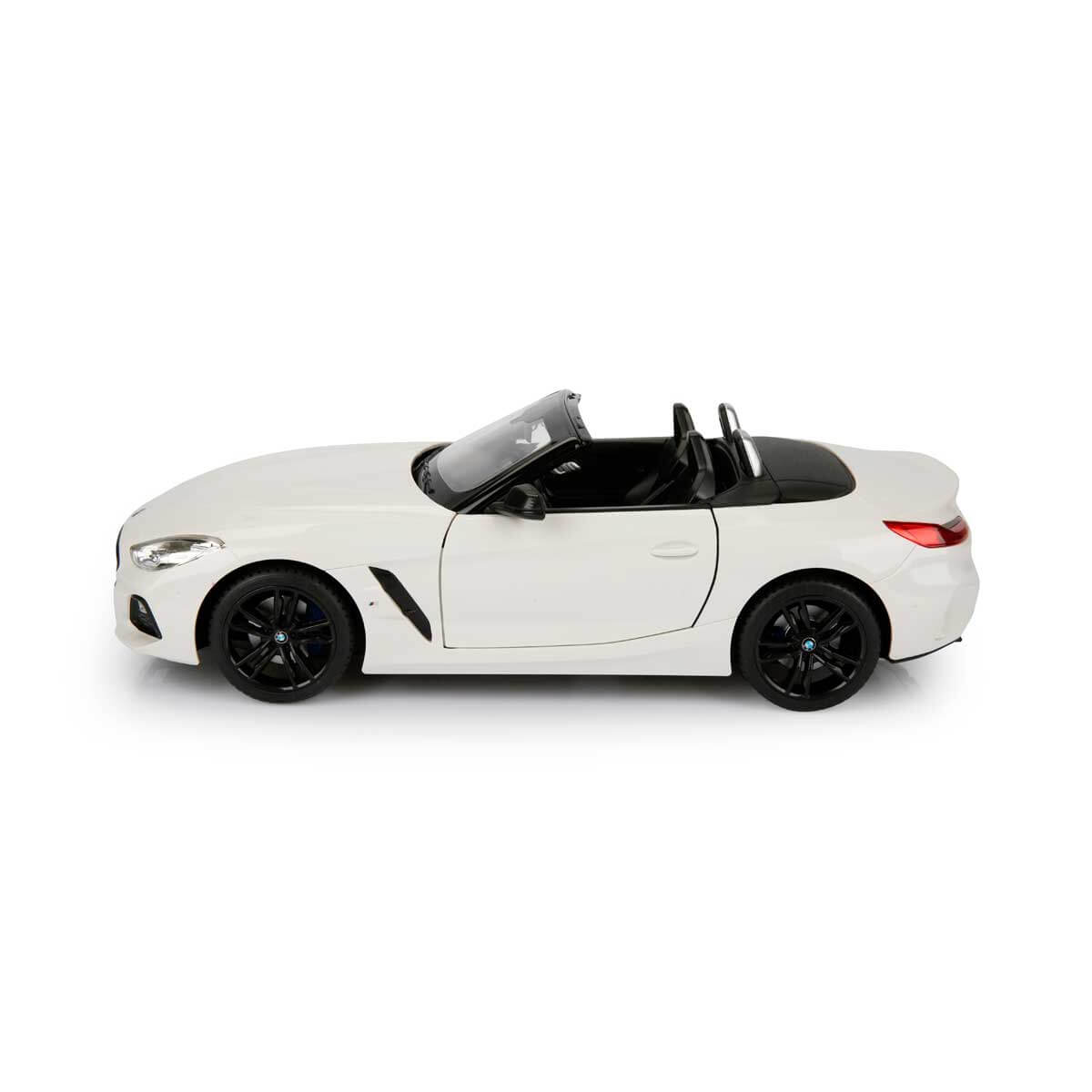undefined - d1e2c_1:14_BMW_Z4_Roadster_Isikli_Uzaktan_Kumandali_Arab.jpg