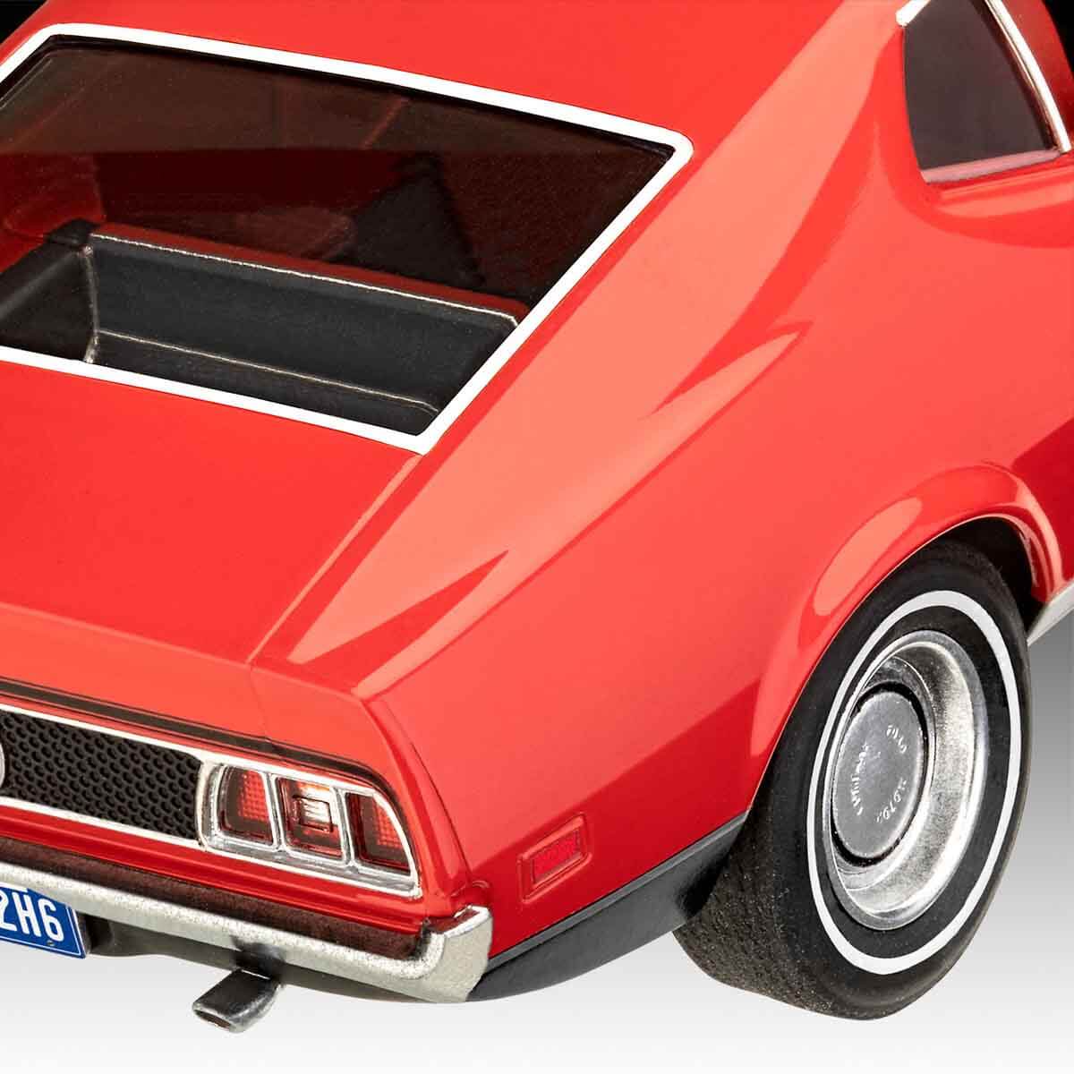 undefined - d20ea_Revell_125_Ford_Mustang_Mach_I_007_Diamond_Are_For.jpg