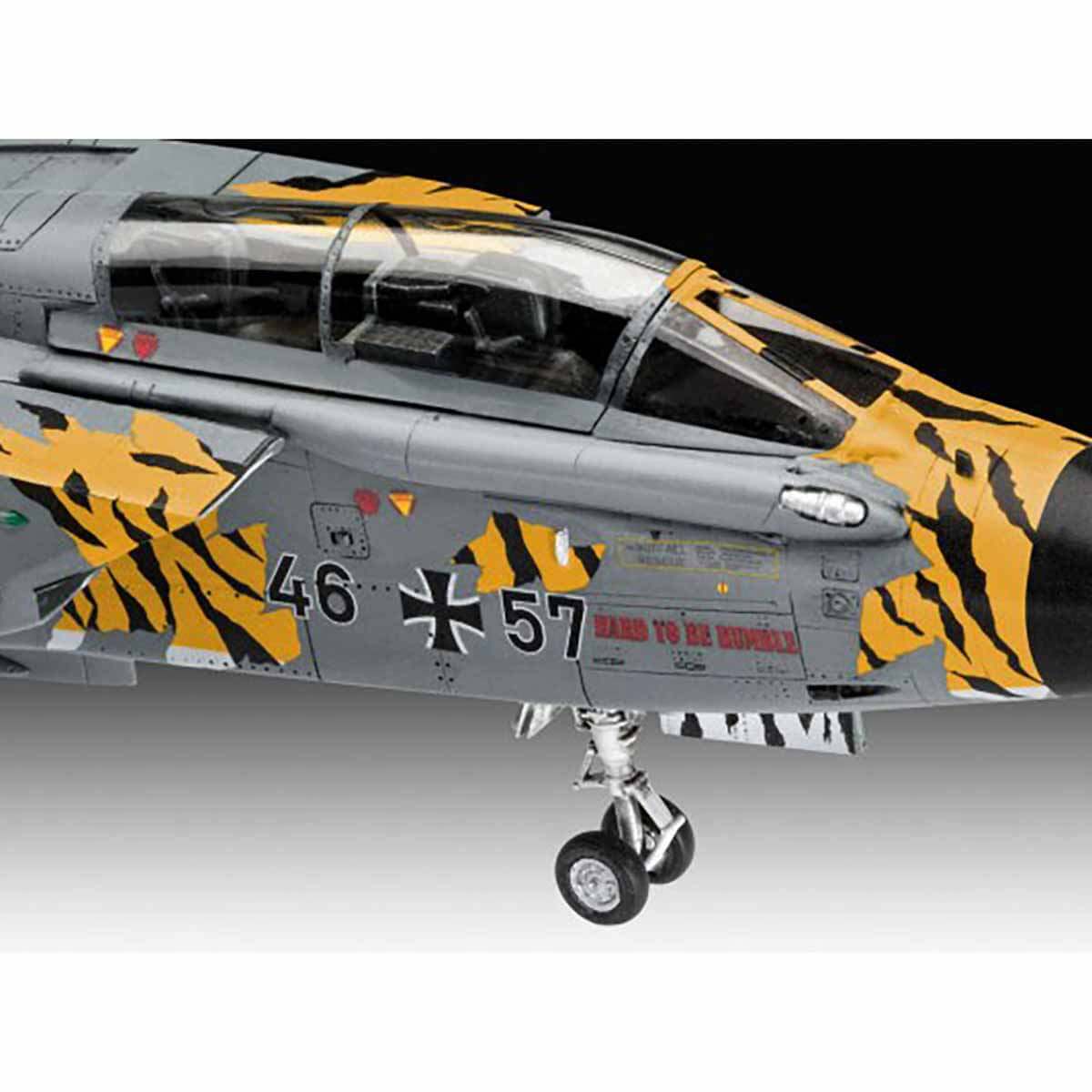 undefined - d2f1c_Revell_1:72_Tornado_Tigermeet_2018_Ucak_VSU03880.jpg