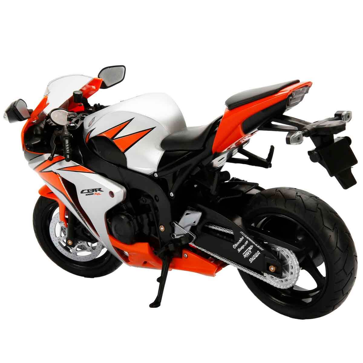 undefined - d4adc_1:6_Honda_CBR1000_RR.jpg