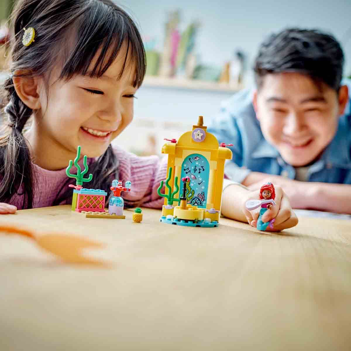 undefined - d5480_LEGO_Disney_Princess_Arielin_Muzik_Sahnesi_43235_.jpg