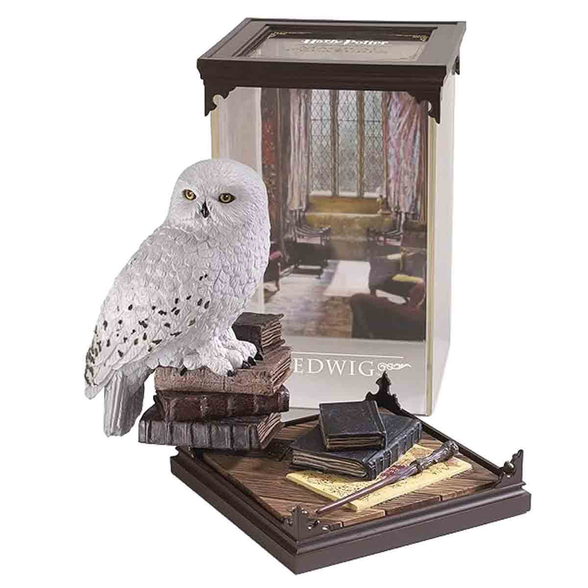 undefined - d5e22_The_Noble_Collection_Magical_Creatures_No.1_Hedwig.jpg