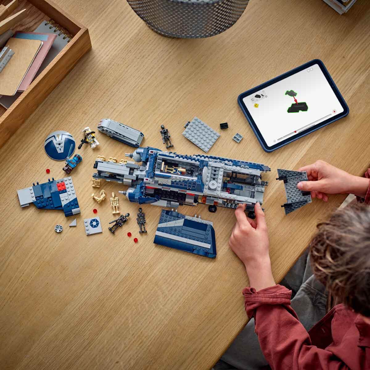 undefined - d6dcf_LEGO_Star_Wars_Klon_Savaslari_Felucia_Savasi_Ayril.jpg