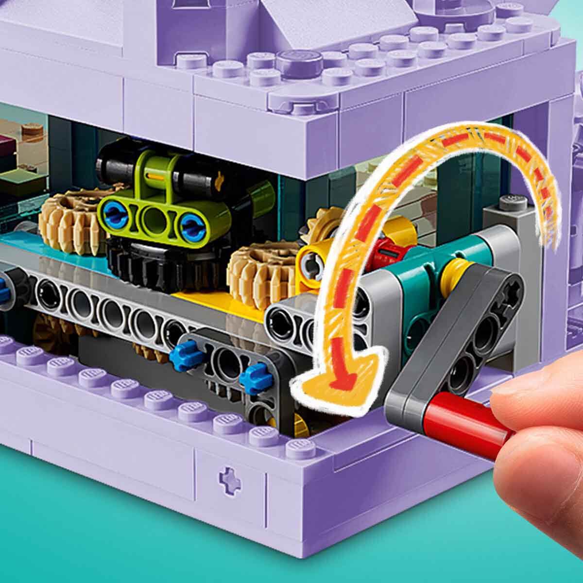 undefined - d8bd6_LEGO_Friends_Plaj_Lunaparki_41737.jpg