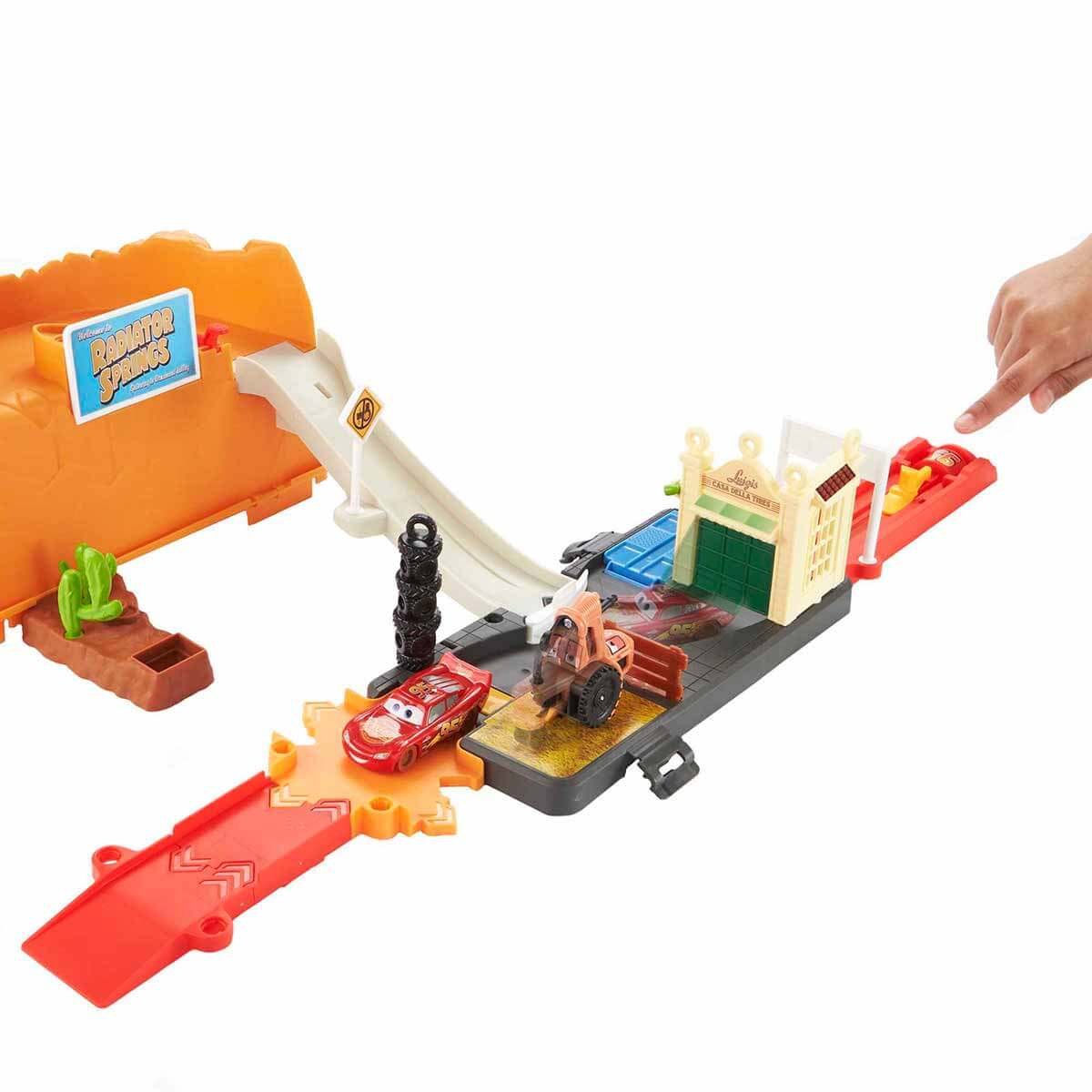 undefined - d9157_Disney_Pixar_Cars_Yaris_Heyecani_Oyun_Seti_HDN02.jpg