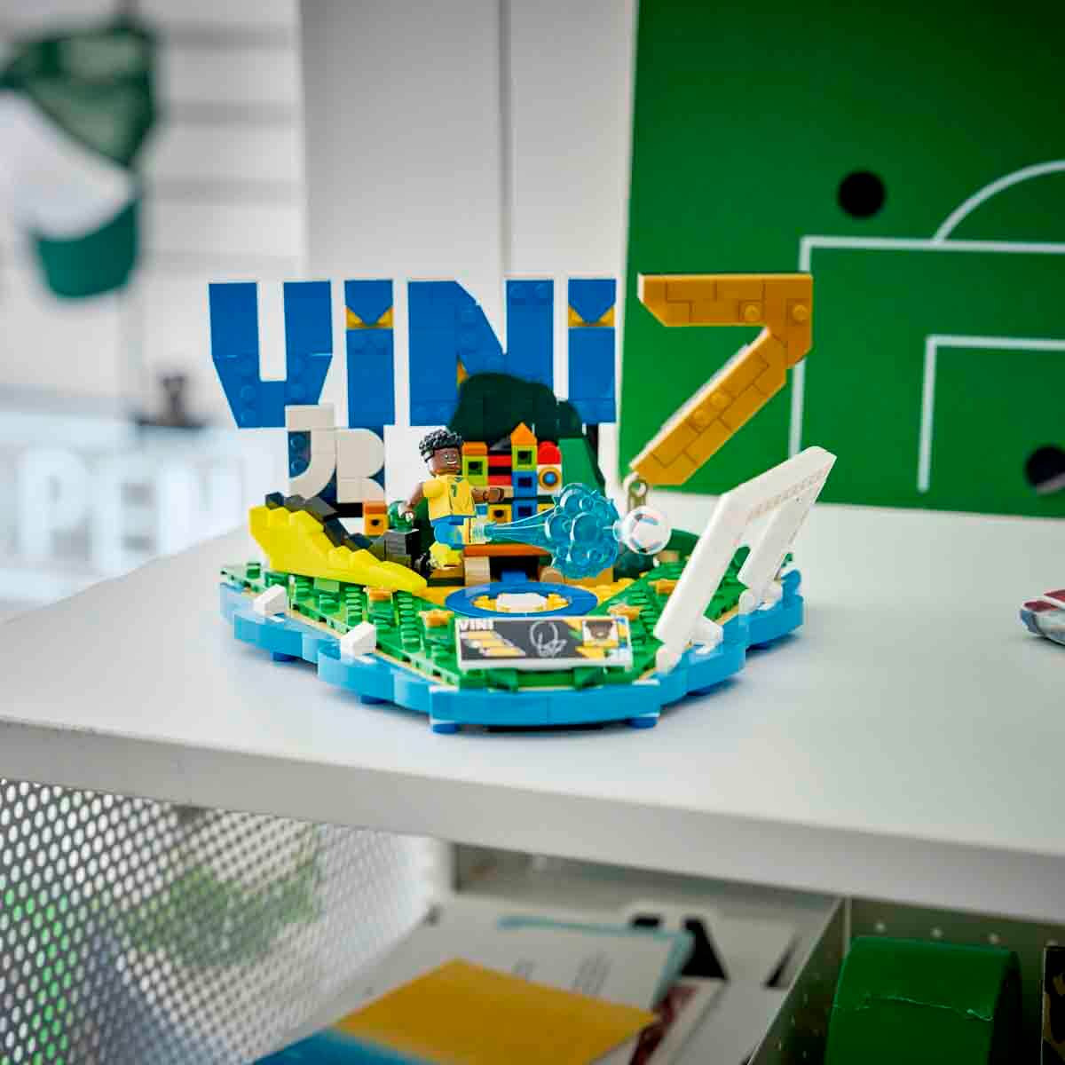 undefined - db6b8_LEGO_Editions_Vini_Jr_Unutulmaz_Futbol_Anlari_4302.jpg