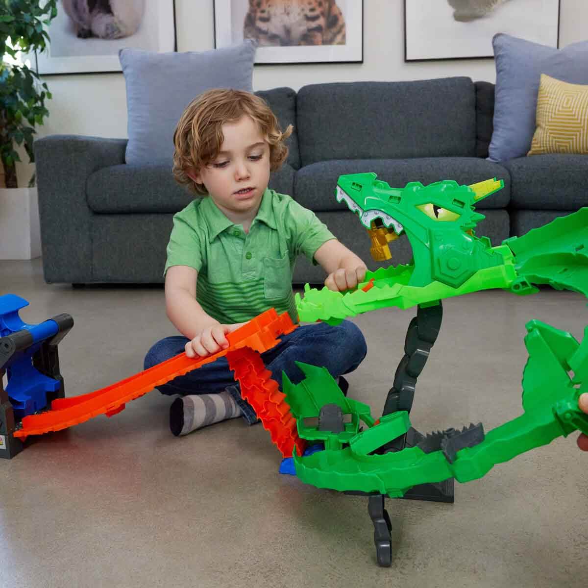 undefined - e0ea6_Hot_Wheels_Monster_Trucks_Kopek_Baligi_ve_Dinozor_.jpg